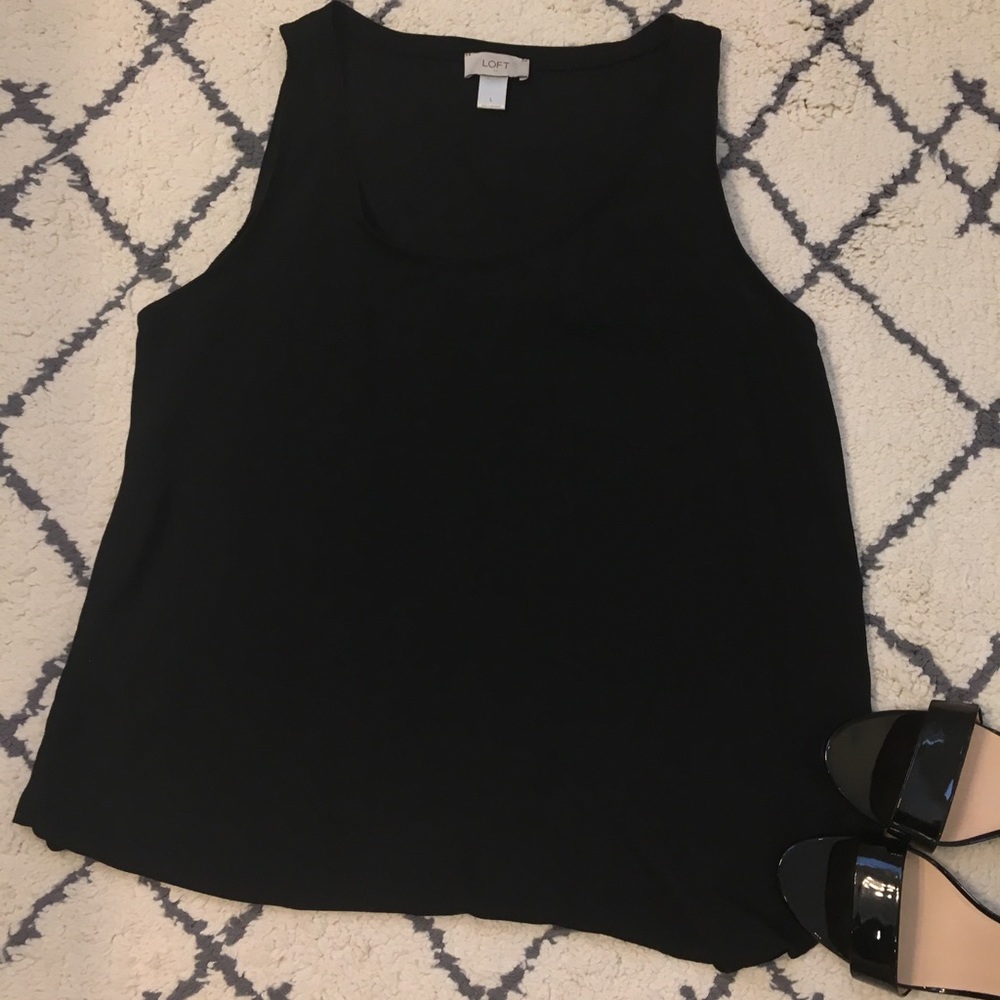 Super cute and versatile black LOFT tank.